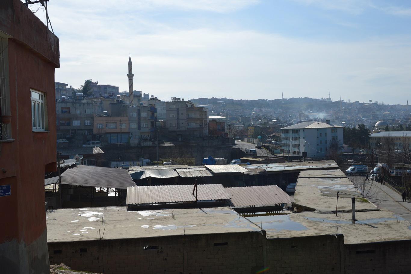 Esnaf belediyenin yıkım kararından endişeli Esnaf belediyenin yıkım kararından endişeli